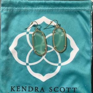 Kendra Scott Elle Drop Earrings In Chalcedony
